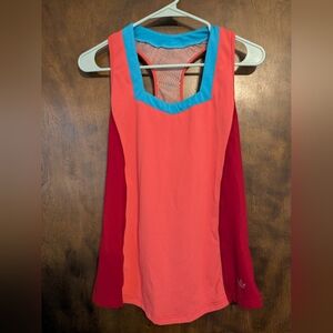 Crowned Athletics Wayfinder Flow Top